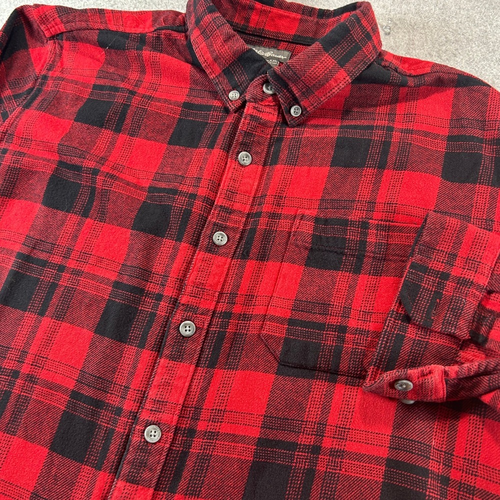 Eddie Bauer Flannel Shirt Mens XXL Red Black Plaid Button Down EM31LW202